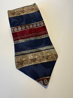 LES MONTREUX Silk Men's Tie, Ornate Pattern, Formal Wear